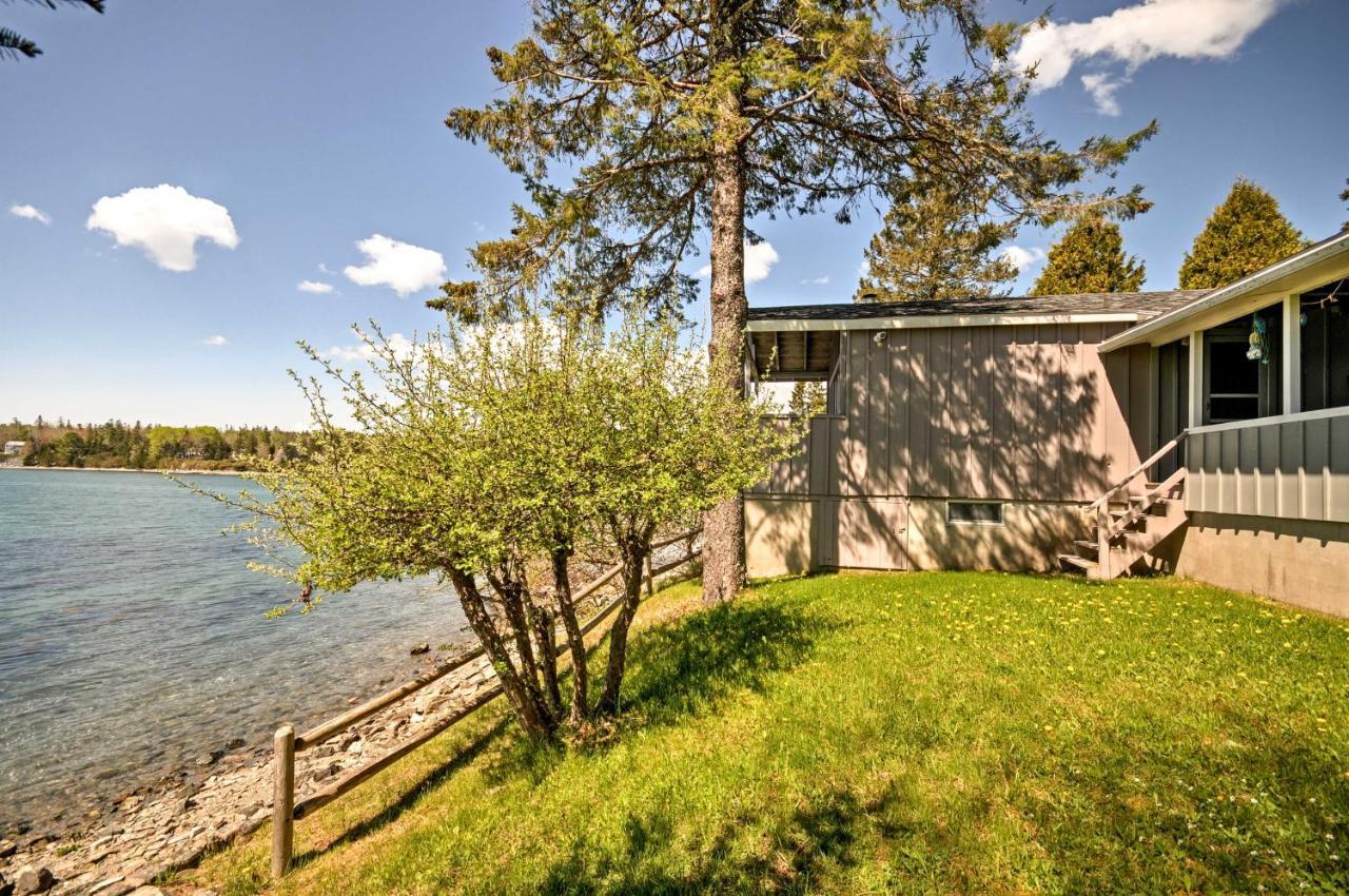 Bayfront Hancock Cottage With Beach Access And Views! Екстер'єр фото